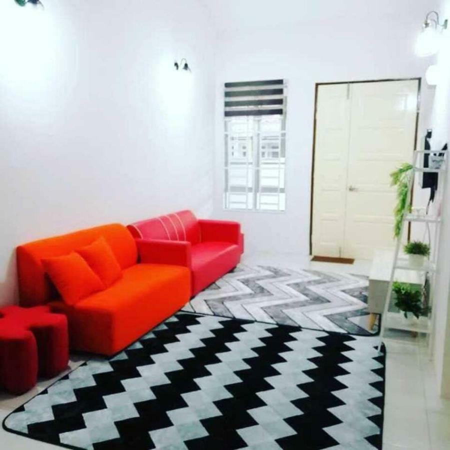 Nur Zahra Sungkai Homestay Exterior foto